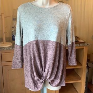 Cozy Color Blocked 3/4 Sleeve Top